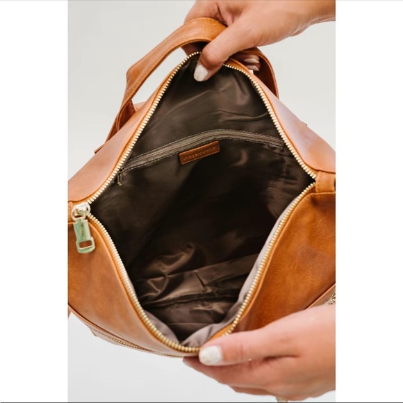 Modern And Chic Reese Oversized Backpack Black - Picture 2 of 5